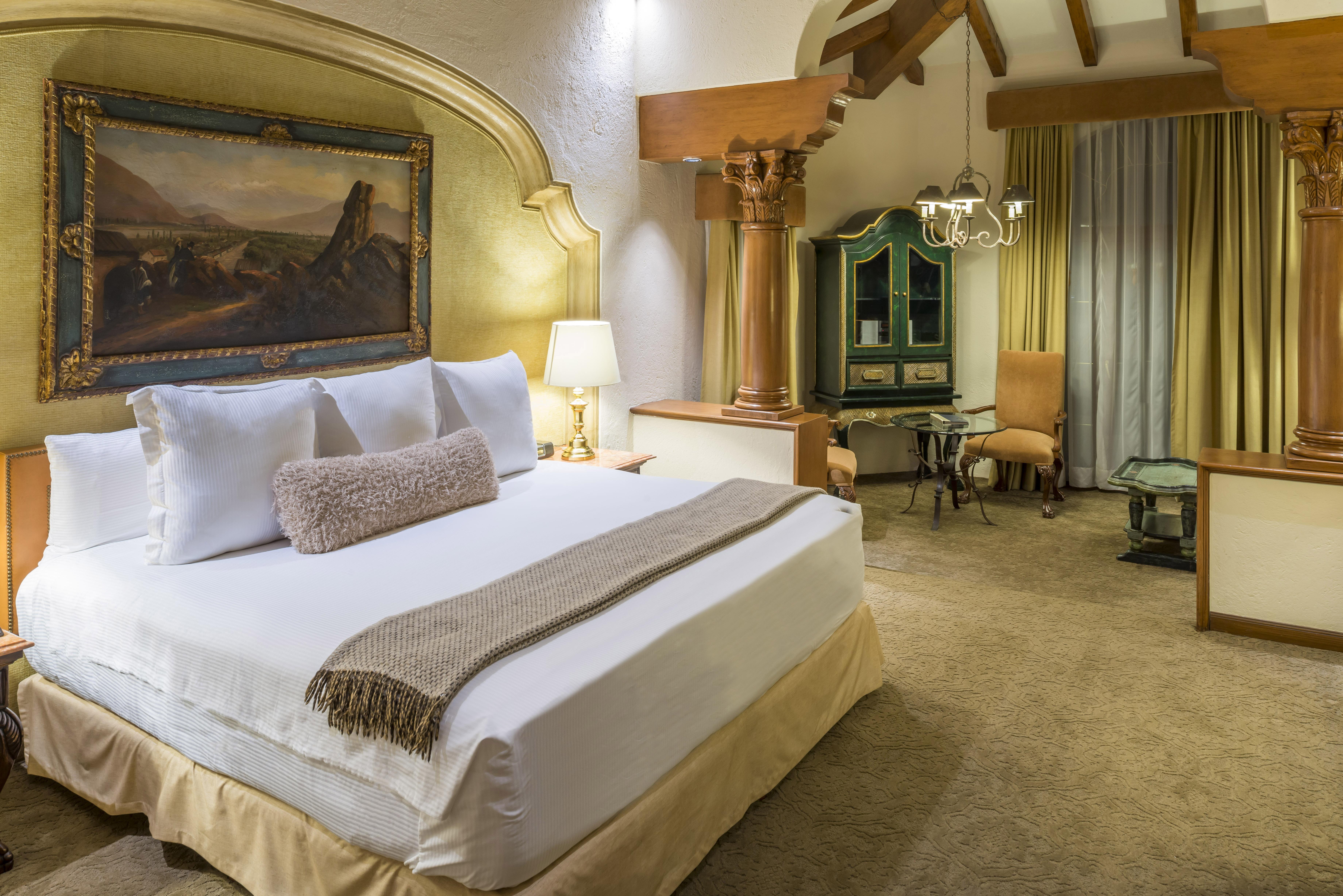 Quinta Real Guadalajara Hotel Екстериор снимка
