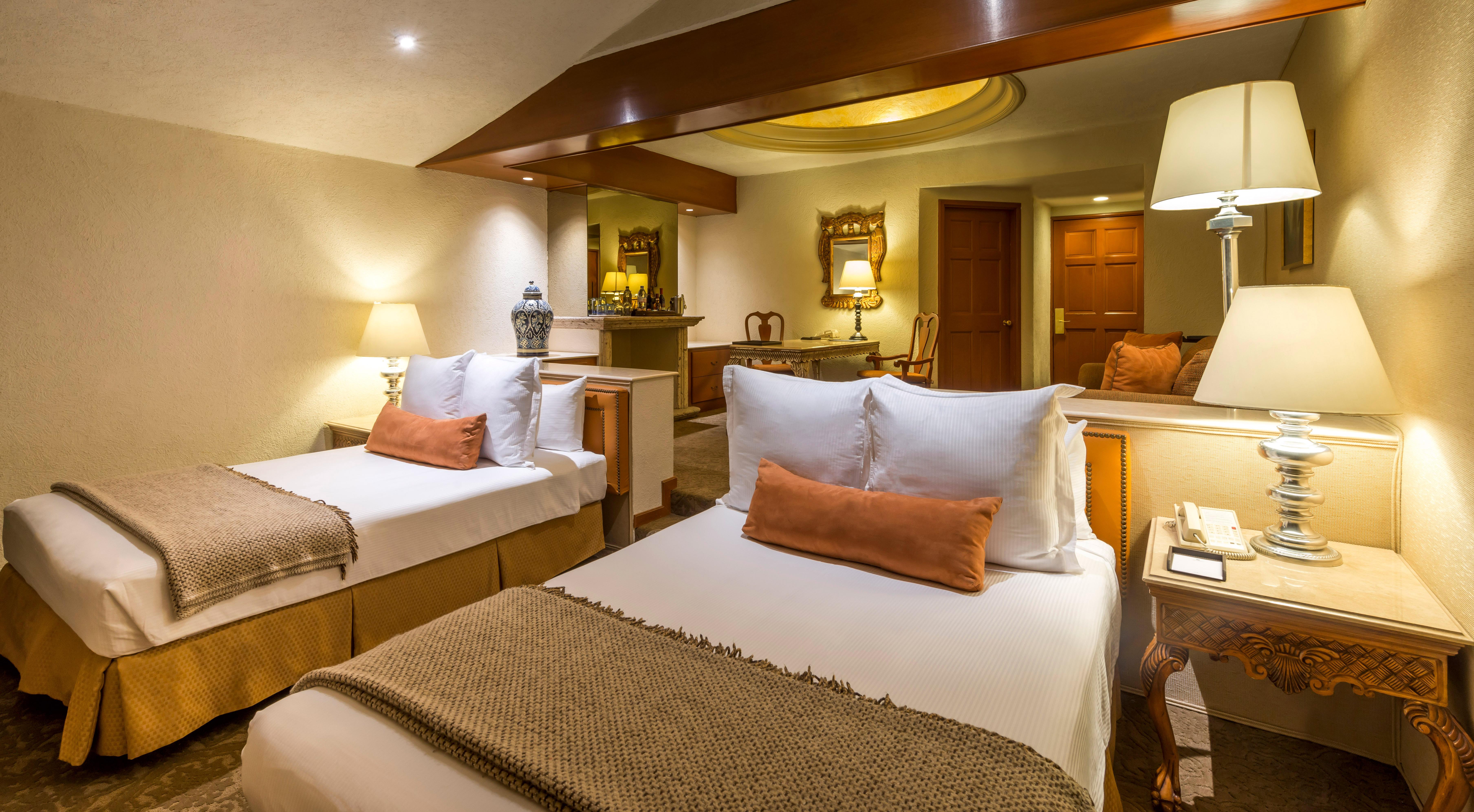 Quinta Real Guadalajara Hotel Екстериор снимка