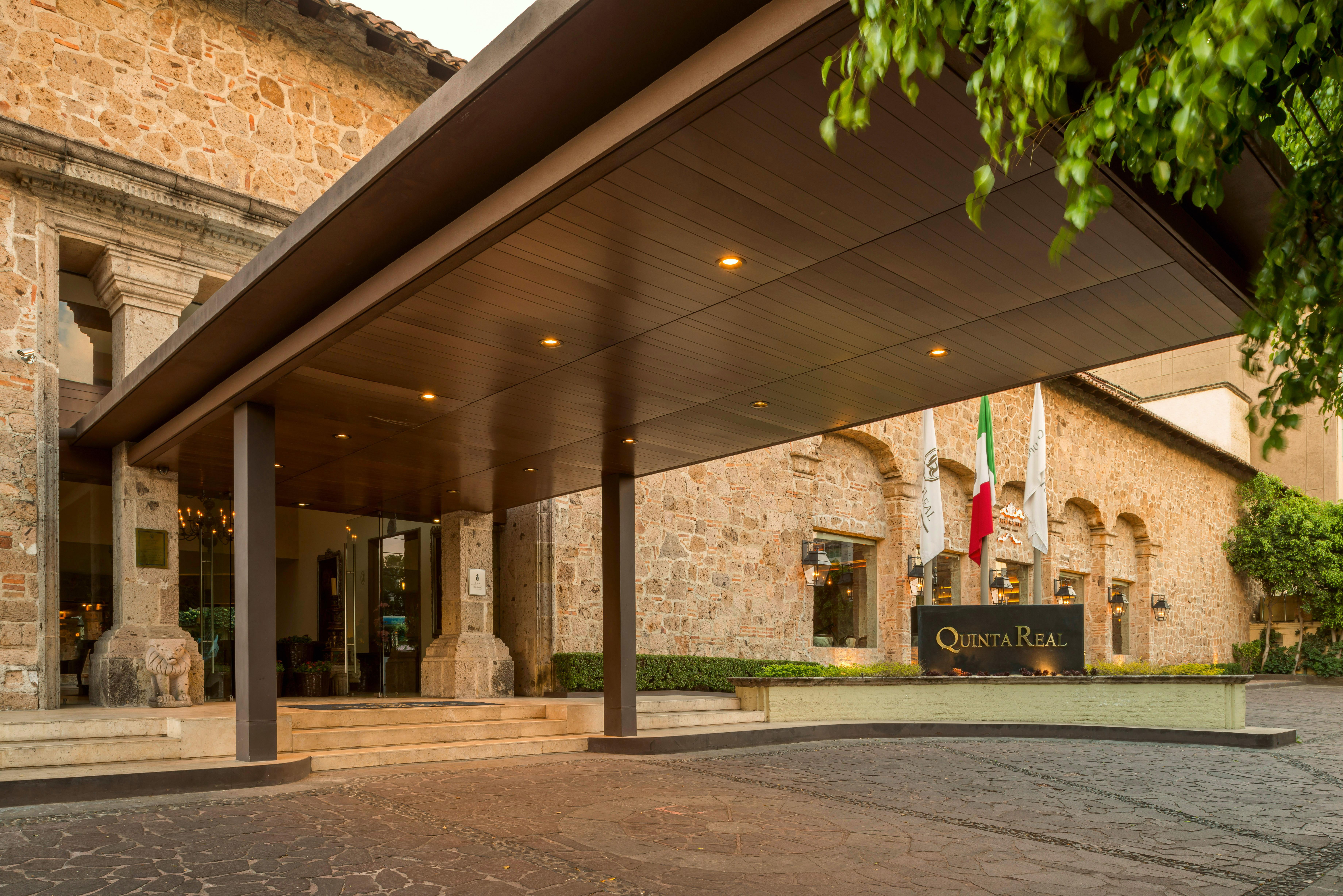 Quinta Real Guadalajara Hotel Екстериор снимка